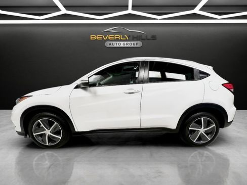 Used 2022 Honda HR-V EX image 2