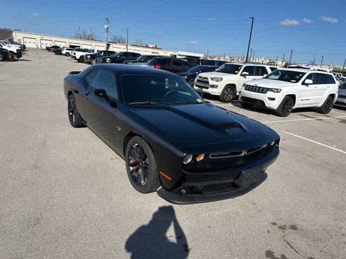 Used 2022 Dodge Challenger GT w/ Plus Package image 24