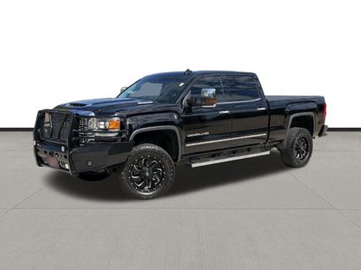 Used 2019 GMC Sierra 2500 Denali w/ Duramax Plus Package