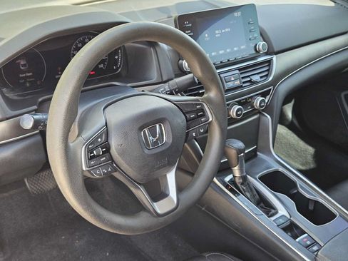 Used 2020 Honda Accord LX image 2