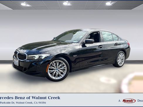 Used 2023 BMW 330e w/ Premium Package RWD image 1