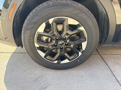 Used 2024 Kia Sorento S AWD/4WD image 21