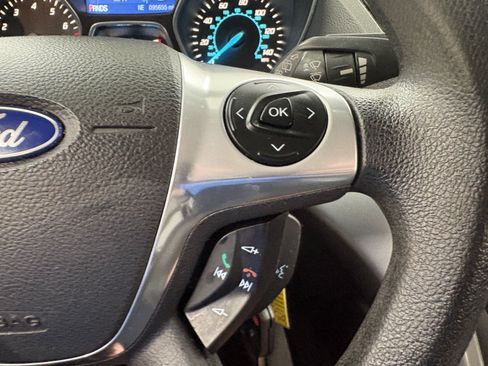 Used 2014 Ford Escape SE FWD image 30