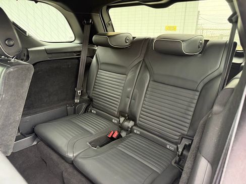 Used 2019 Land Rover Discovery HSE Luxury image 14