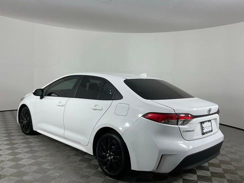 Used 2023 Toyota Corolla LE FWD image 7
