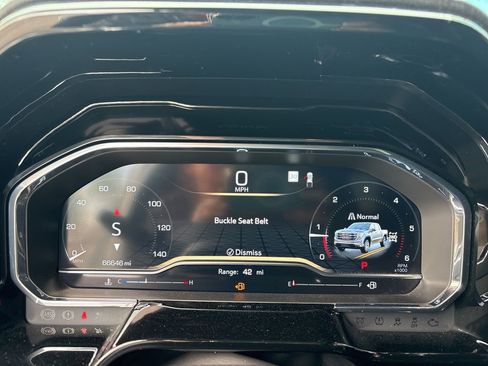 Used 2023 GMC Sierra 1500 SLT w/ SLT Premium Plus Package image 14