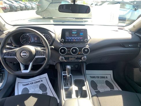 Used 2025 Nissan Sentra SV FWD image 20