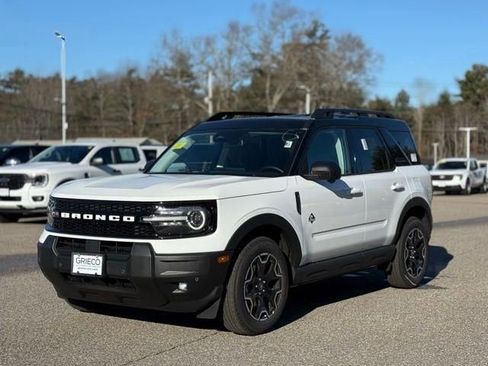 New 2025 Ford Bronco Sport Outer Banks w/ Outer Banks Tech Package+ image 9