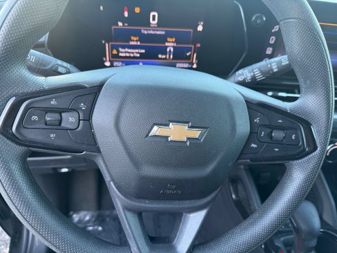 Used 2025 Chevrolet TrailBlazer LT FWD image 25