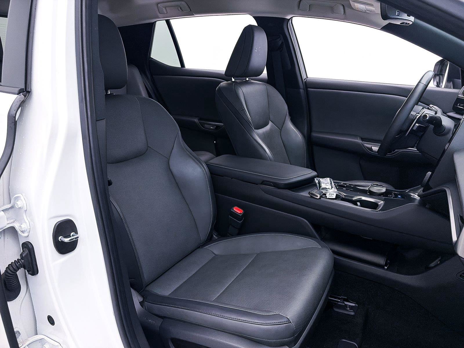 Used 2023 Lexus RZ 450e Premium w/ Technology Package AWD/4WD image 38