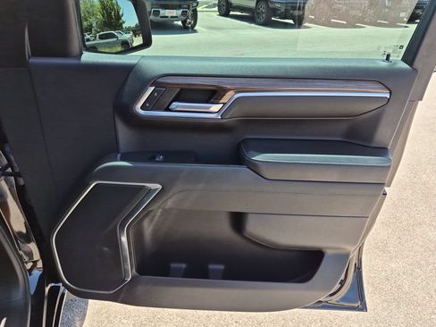 Used 2022 Chevrolet Silverado 1500 RST RWD image 38