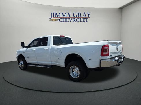 Used 2022 RAM 3500 Big Horn w/ Level C Equiment Group AWD/4WD image 3