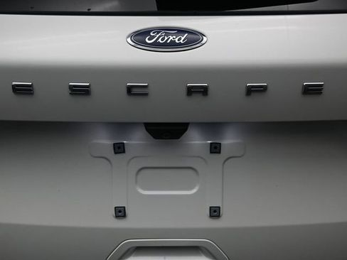 Used 2022 Ford Escape SEL image 24