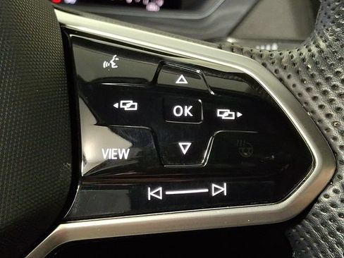 Used 2022 Volkswagen Tiguan SE R-Line AWD/4WD image 22