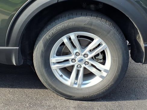 Used 2023 Ford Explorer XLT w/ Equipment Group 202A AWD/4WD image 7