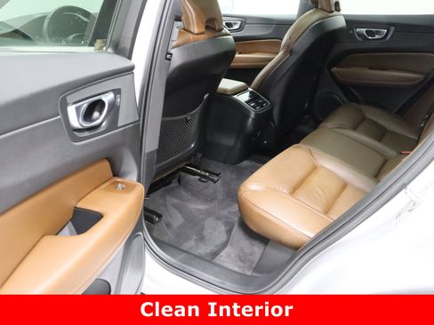 Used 2021 Volvo XC60 T5 Inscription w/ Advanced Package image 30