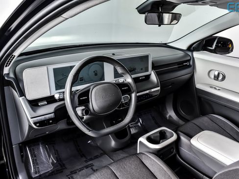 Used 2023 Hyundai Ioniq 5 SE image 15