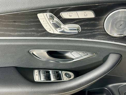 Certified 2018 Mercedes-Benz E 400 4MATIC Sedan image 22