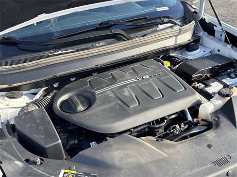 Used 2020 Jeep Cherokee Trailhawk w/ Comfort/Convenience Group image 19