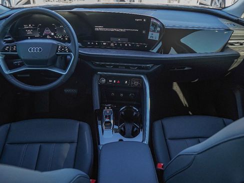 New 2025 Audi Q5 Premium Plus image 18