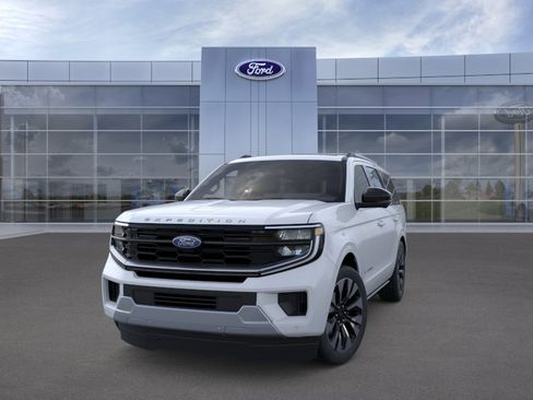 New 2026 Ford Expedition Platinum w/ Driver's Package AWD/4WD image 2