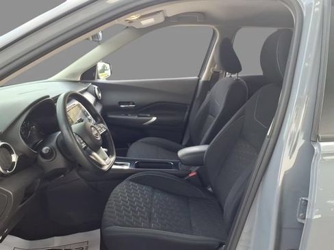 Certified 2023 Nissan Kicks SV FWD image 19