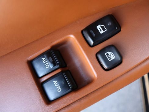 Used 2002 Lexus SC 430 Convertible RWD image 23