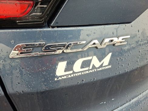 Used 2018 Ford Escape SEL image 32