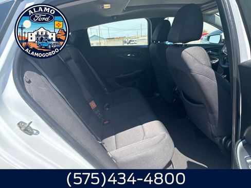 Used 2022 Chevrolet Malibu LT image 16