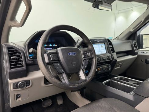 Used 2017 Ford F150 XL w/ Equipment Group 101A Mid AWD/4WD image 14