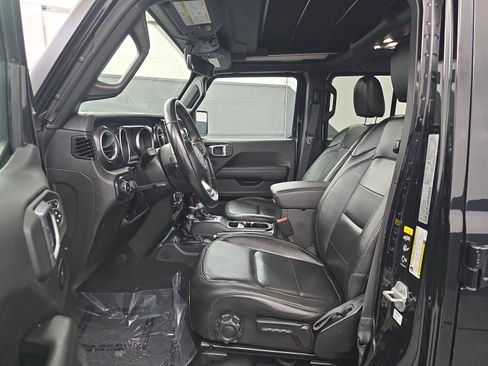 Used 2022 Jeep Wrangler Unlimited Sahara image 19