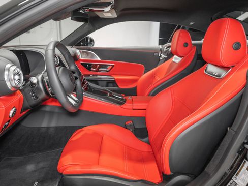 Used 2025 Mercedes-Benz AMG GT 63 image 2