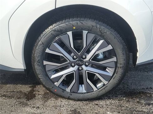 New 2026 Subaru Solterra Limited image 5