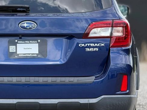 Used 2015 Subaru Outback 3.6R Limited AWD/4WD image 14