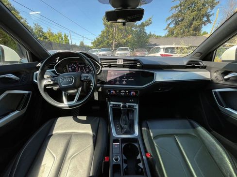 Used 2021 Audi Q3 2.0T Premium image 11
