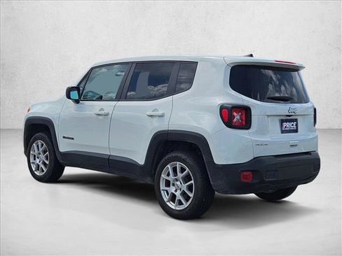 Used 2023 Jeep Renegade Latitude AWD/4WD image 7
