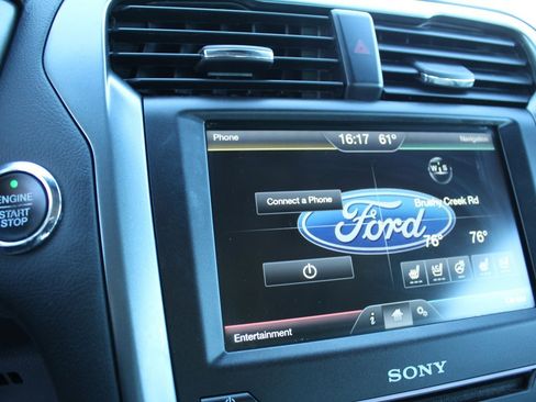 Used 2015 Ford Fusion Titanium image 26