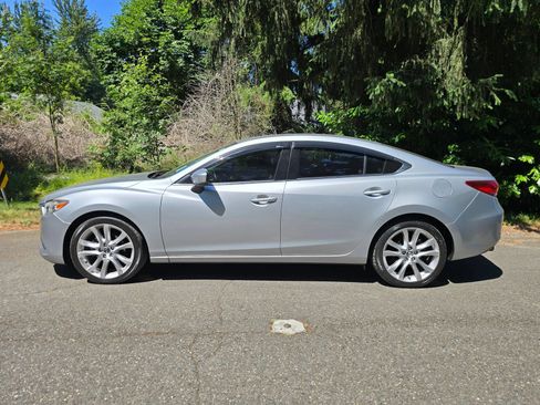 Used 2017 MAZDA MAZDA6 Touring FWD image 2