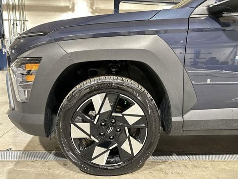 Used 2025 Hyundai Kona SEL AWD/4WD image 18