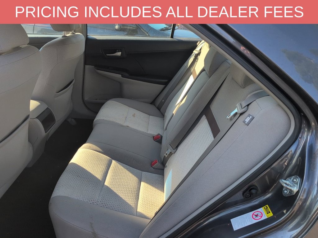 Used 2012 Toyota Camry LE FWD image 8