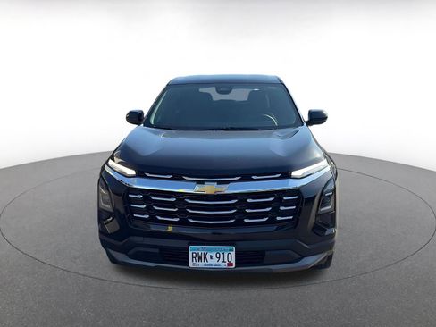 Used 2025 Chevrolet Equinox LT FWD image 4
