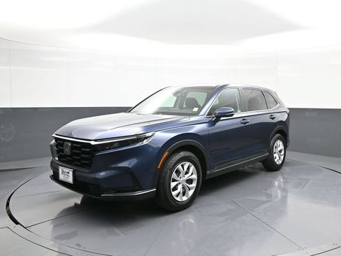 Certified 2025 Honda CR-V LX image 1