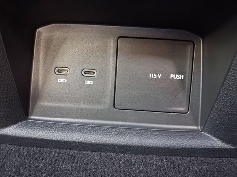 Certified 2023 Volkswagen Atlas SEL AWD/4WD image 47