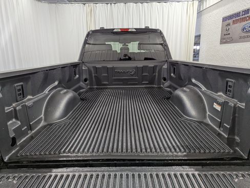 Used 2025 Ford F250 XLT image 12