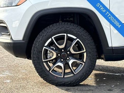 New 2026 Jeep Compass Trailhawk image 3
