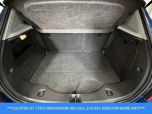 Used 2019 Chevrolet Trax LT w/ Sun & Sound Package FWD image 18