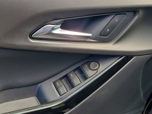 New 2026 Chevrolet Equinox LT image 16