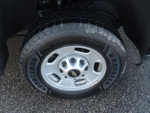 Used 2021 Chevrolet Silverado 2500 W/T w/ WT Convenience Package image 12