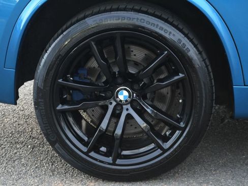 Used 2016 BMW X5 M image 12