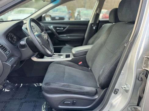 Used 2015 Nissan Altima 2.5 S w/ Power Driver Seat Package FWD image 12